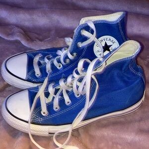 Blue high top converse